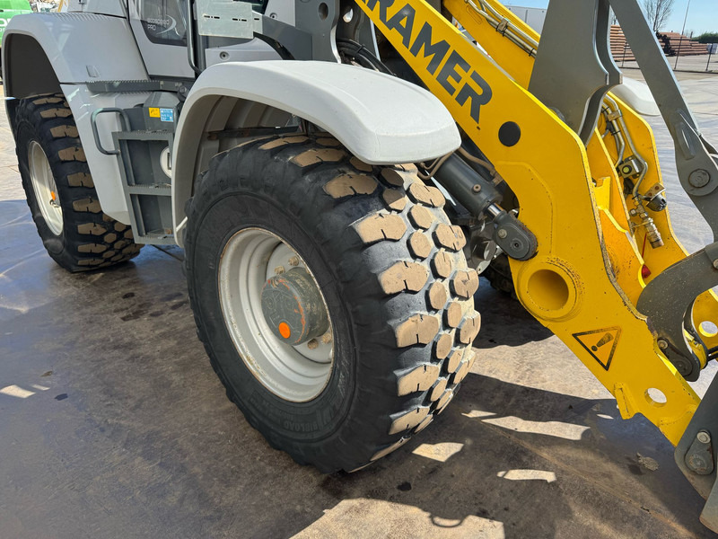Wheel loader Kramer 8155 / Forks / bucket: picture 15