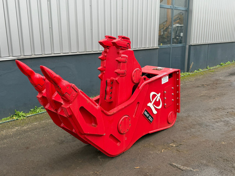 LaBounty MHP300 - Excavator: picture 2 LaBounty MHP300 - Excavator: picture 2