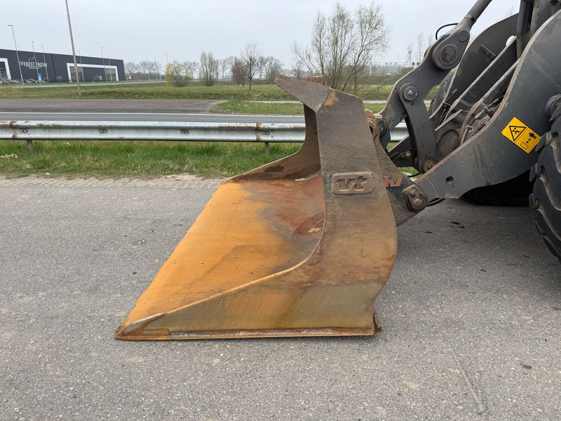 Wheel loader Volvo L110H: picture 9 Wheel loader Volvo L110H: picture 9