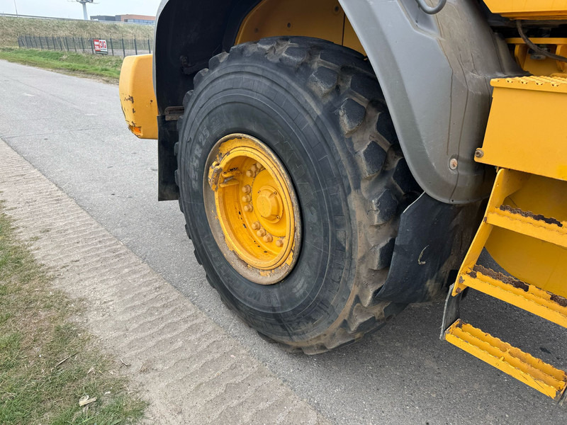 Wheel loader Volvo L110H: picture 14 Wheel loader Volvo L110H: picture 14
