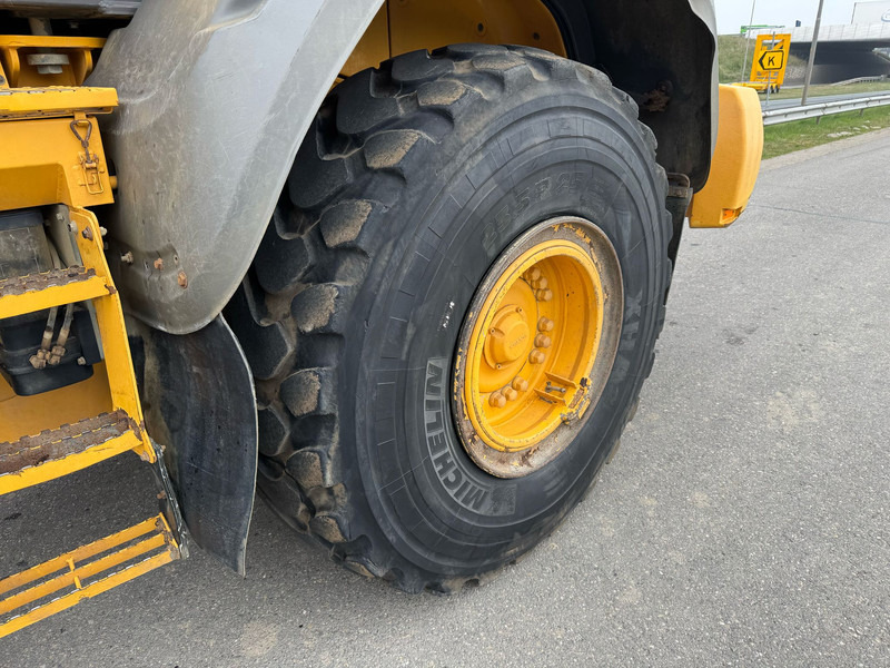 Wheel loader Volvo L110H: picture 13 Wheel loader Volvo L110H: picture 13