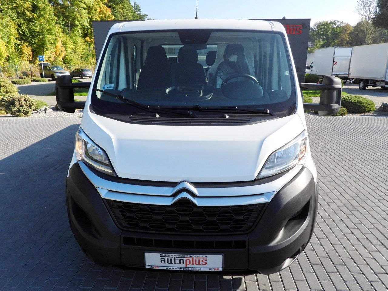 CITROEN JUMPER STAKE BODY DOUBLE CABIN DOKA 7 SEATS PNEUMATICS AIR CONDITIONING 140HP - Flatbed van: picture 5 CITROEN JUMPER STAKE BODY DOUBLE CABIN DOKA 7 SEATS PNEUMATICS AIR CONDITIONING 140HP - Flatbed van: picture 5