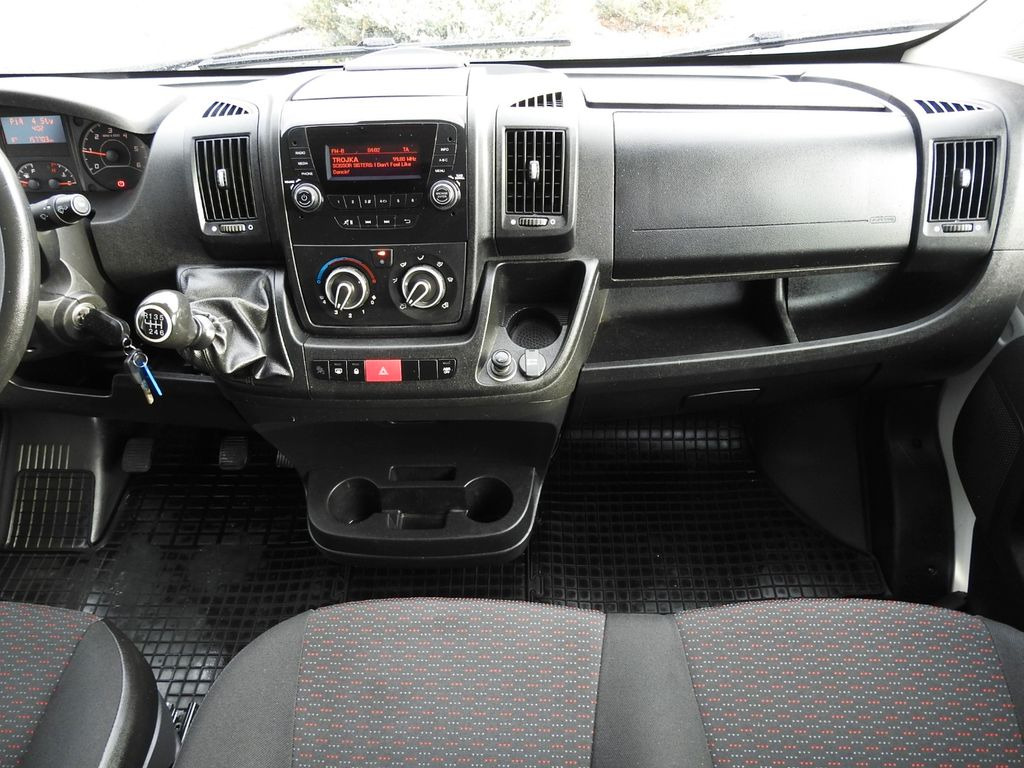 Leasing of Citroën JUMPER KASTENWAGEN DOPPELKABINE 6 SITZE  Citroën JUMPER KASTENWAGEN DOPPELKABINE 6 SITZE: picture 23