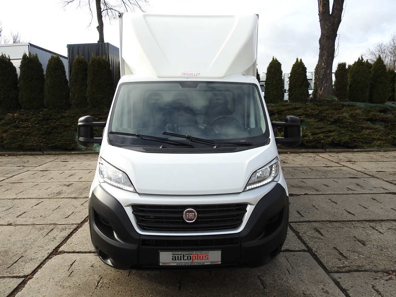 FIAT DUCATO BOX LIFT 8 PALLETS CRUISE CONTROL NAVIGATION AIR CONDITIONING LED LIGHTS 130HP - Box van: picture 5 FIAT DUCATO BOX LIFT 8 PALLETS CRUISE CONTROL NAVIGATION AIR CONDITIONING LED LIGHTS 130HP - Box van: picture 5