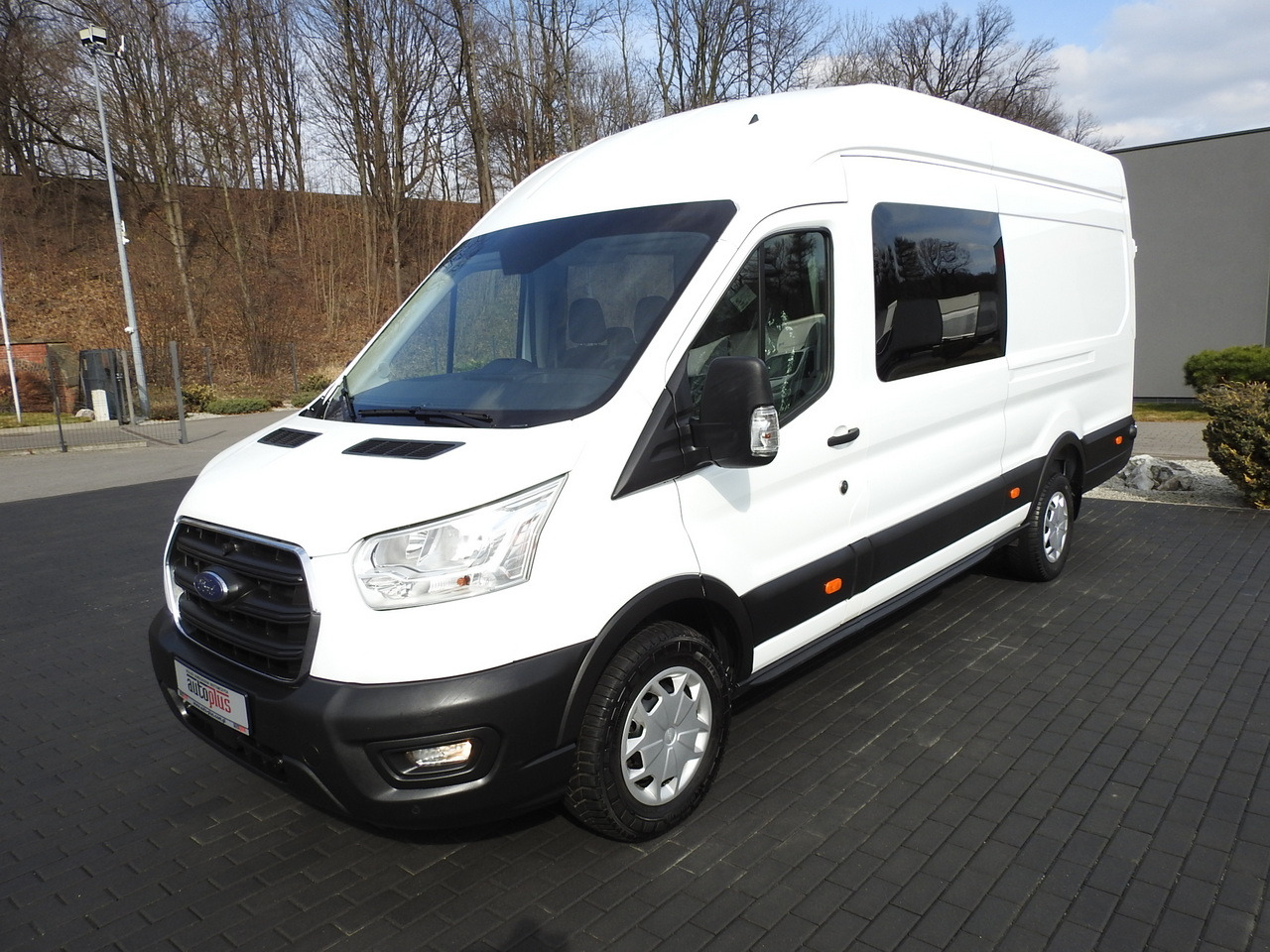 Panel van FORD TRANSIT BOX DELIVERY VAN 6 SEATS CRUISE CONTROL LED LIGHTS AIR CONDITIONING 180HP: picture 6 Panel van FORD TRANSIT BOX DELIVERY VAN 6 SEATS CRUISE CONTROL LED LIGHTS AIR CONDITIONING 180HP: picture 6