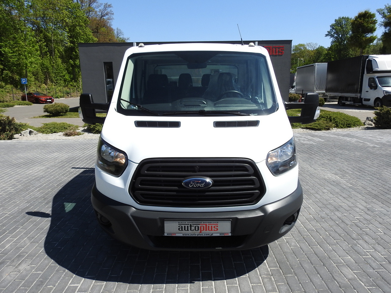 FORD TRANSIT STAKE BODY DOUBLE CABIN DOKA 7 SEATS AIR CONDITIONING 130HP - Combi van: picture 5 FORD TRANSIT STAKE BODY DOUBLE CABIN DOKA 7 SEATS AIR CONDITIONING 130HP - Combi van: picture 5
