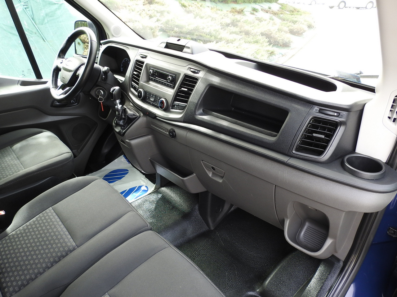 Combi van FORD TRANSIT STAKE BODY DOUBLE CABIN DOKA 7 SEATS CRUISE CONTROL AIR CONDITIONING LED LIGHTS  130HP: picture 39