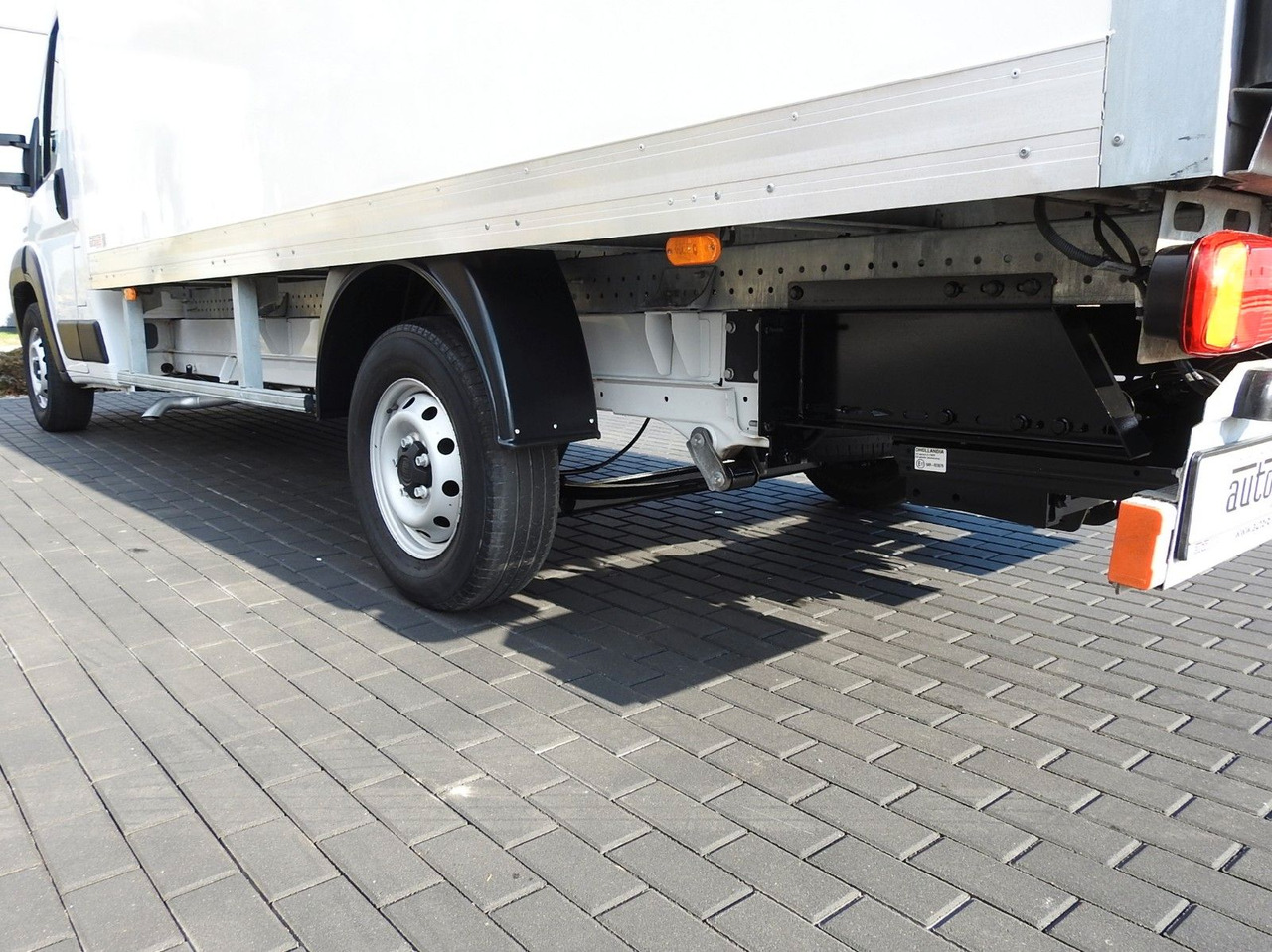 Leasing of  Fiat DUCATO  KOFFER AUFZUG 8 PALETTEN TEMPOMAT NAVI Fiat DUCATO  KOFFER AUFZUG 8 PALETTEN TEMPOMAT NAVI: picture 16