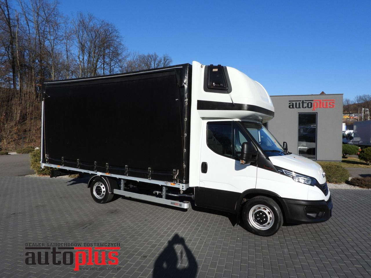 IVECO DAILY 35S18 TARPAULIN 10 PALLETS WEBASTO CRUISE CONTROL LED LIGHTS AIR CONDITIONING 180HP - Curtain side van: picture 1 IVECO DAILY 35S18 TARPAULIN 10 PALLETS WEBASTO CRUISE CONTROL LED LIGHTS AIR CONDITIONING 180HP - Curtain side van: picture 1