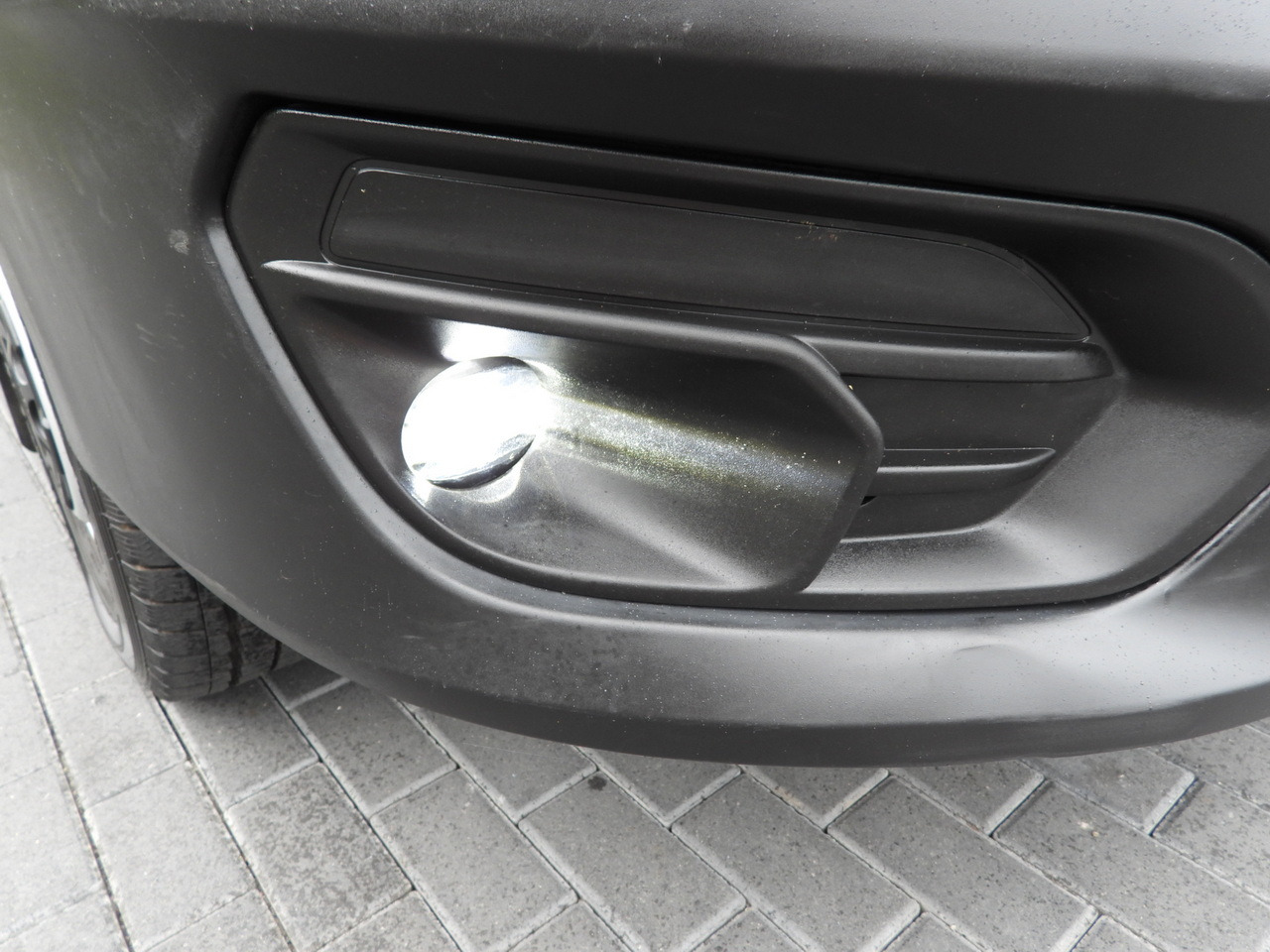 Curtain side van IVECO DAILY 35S18 TARPAULIN LIFT 8 PALLETS WEBASTO CRUISE CONTROL LED LIGHTS AIR CONDITIONING  180HP: picture 23 Curtain side van IVECO DAILY 35S18 TARPAULIN LIFT 8 PALLETS WEBASTO CRUISE CONTROL LED LIGHTS AIR CONDITIONING  180HP: picture 23