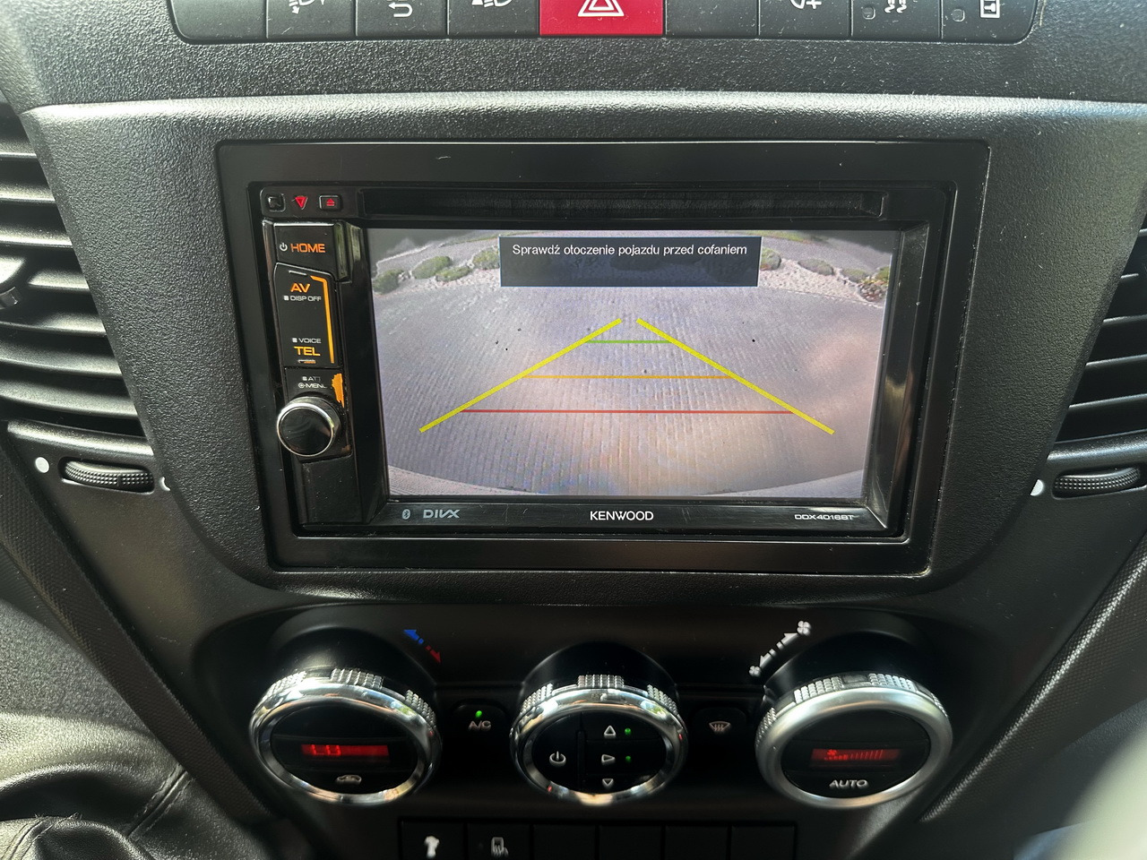 Refrigerator truck IVECO DAILY 70C17 REFRIGERATOR 1*C LIFT 10 PALLETS POWER SUPPLY 230V CRUISE CONTROL AIR CONDITIONING PNEUMATICS AUTOMATIC TRANSMISSION HI-MATIC TWIN WHEELS 170HP: picture 48 Refrigerator truck IVECO DAILY 70C17 REFRIGERATOR 1*C LIFT 10 PALLETS POWER SUPPLY 230V CRUISE CONTROL AIR CONDITIONING PNEUMATICS AUTOMATIC TRANSMISSION HI-MATIC TWIN WHEELS 170HP: picture 48