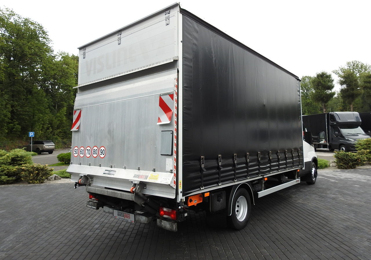 IVECO DAILY 70C18 TARPAULIN LIFT 12 PALLETS WEBASTO CRUISE CONTROL TWIN WHEELS AIR CONDITIONING 180HP - Curtainsider truck: picture 3 IVECO DAILY 70C18 TARPAULIN LIFT 12 PALLETS WEBASTO CRUISE CONTROL TWIN WHEELS AIR CONDITIONING 180HP - Curtainsider truck: picture 3