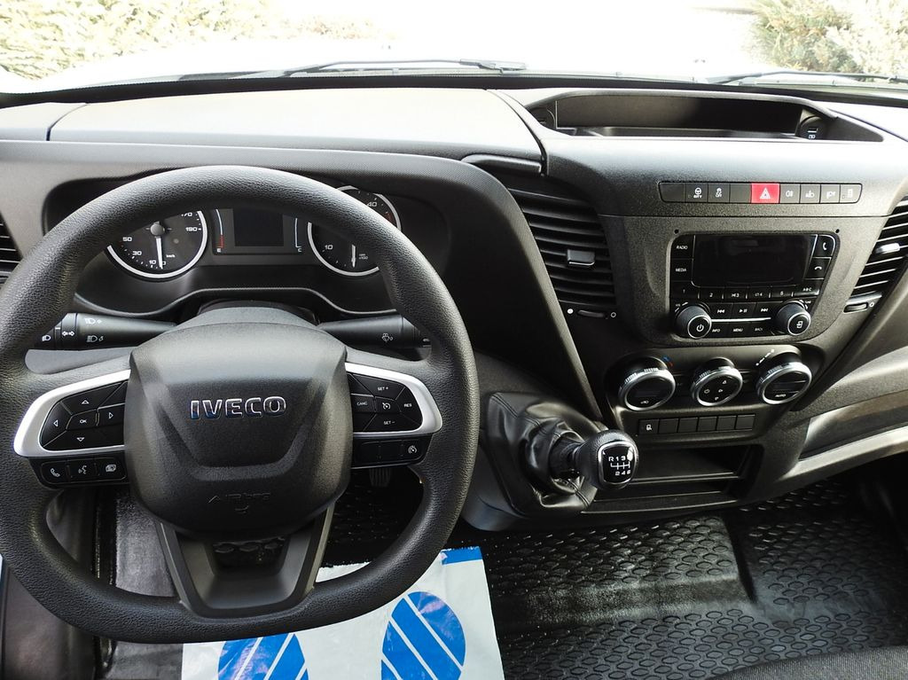 Box van Iveco DAILY 35C16 KOFFER AUFZUG 8 PALETTEN TEMPOMAT: picture 24