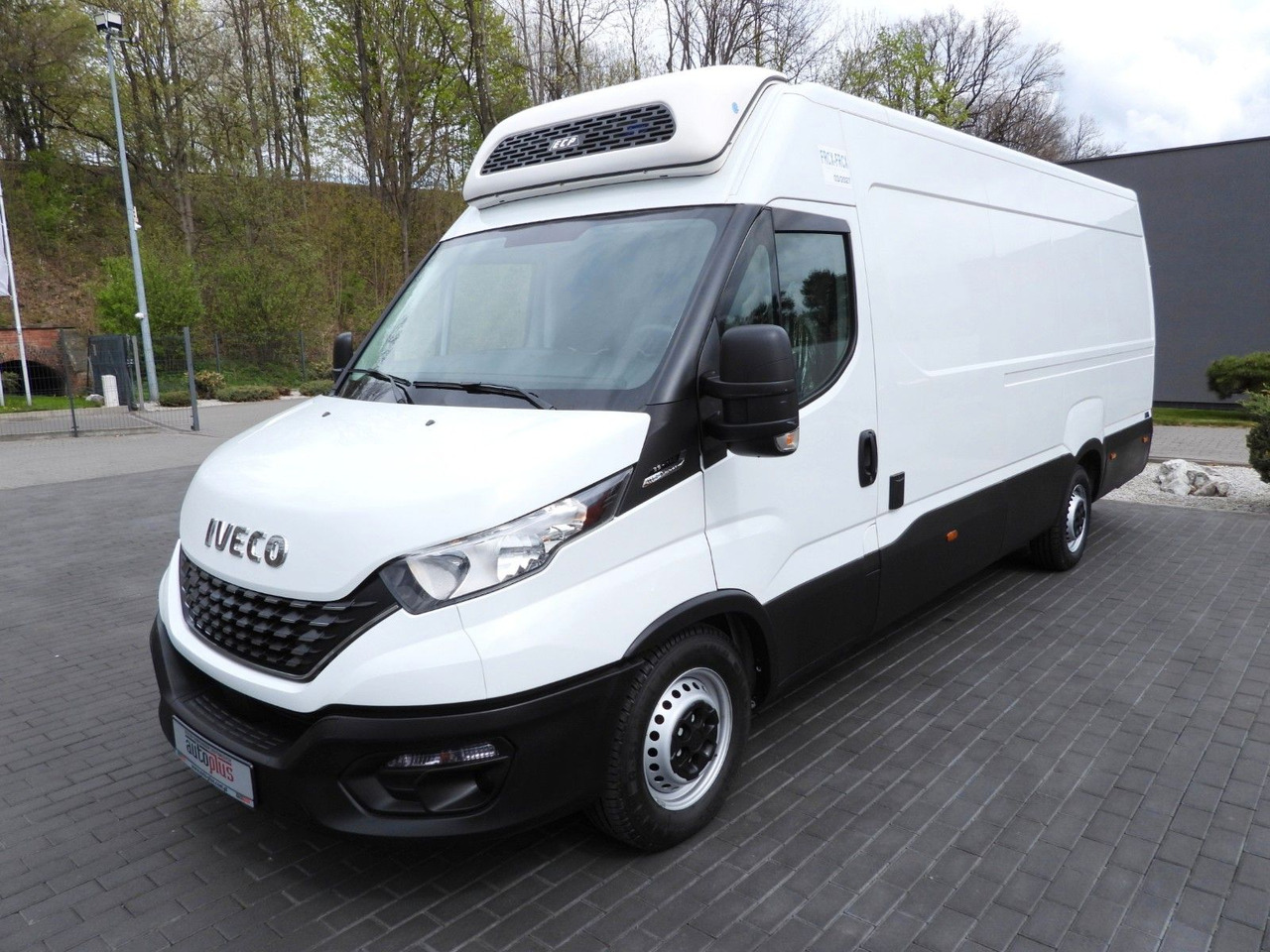 Leasing of  Iveco DAILY 35S14 KÜHLKASTENWAGEN -5*C STROMVERSORGUNG Iveco DAILY 35S14 KÜHLKASTENWAGEN -5*C STROMVERSORGUNG: picture 6