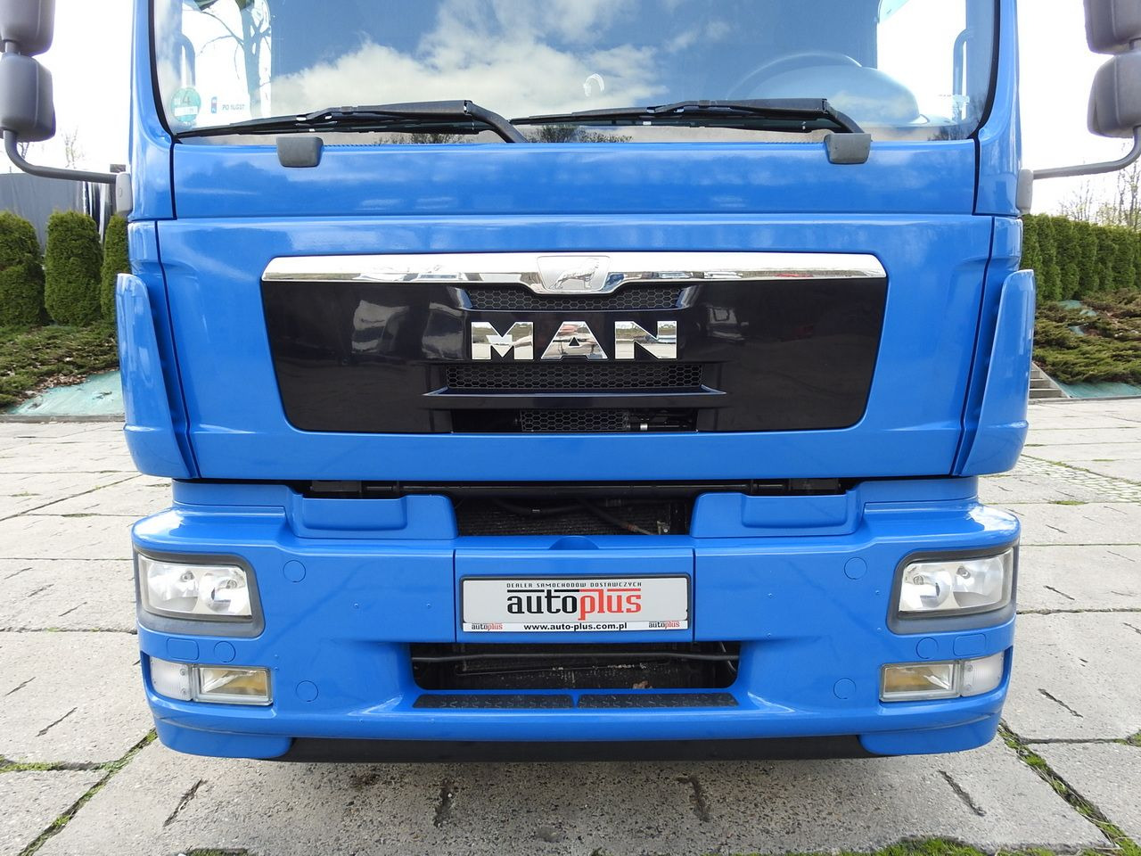 Leasing of MAN TGM 15.290 TARPAULIN LIFT 18 PALLETS CRUISE CONTROL TWIN WHEELS AIR CONDITIONING  290HP MAN TGM 15.290 TARPAULIN LIFT 18 PALLETS CRUISE CONTROL TWIN WHEELS AIR CONDITIONING  290HP: picture 17