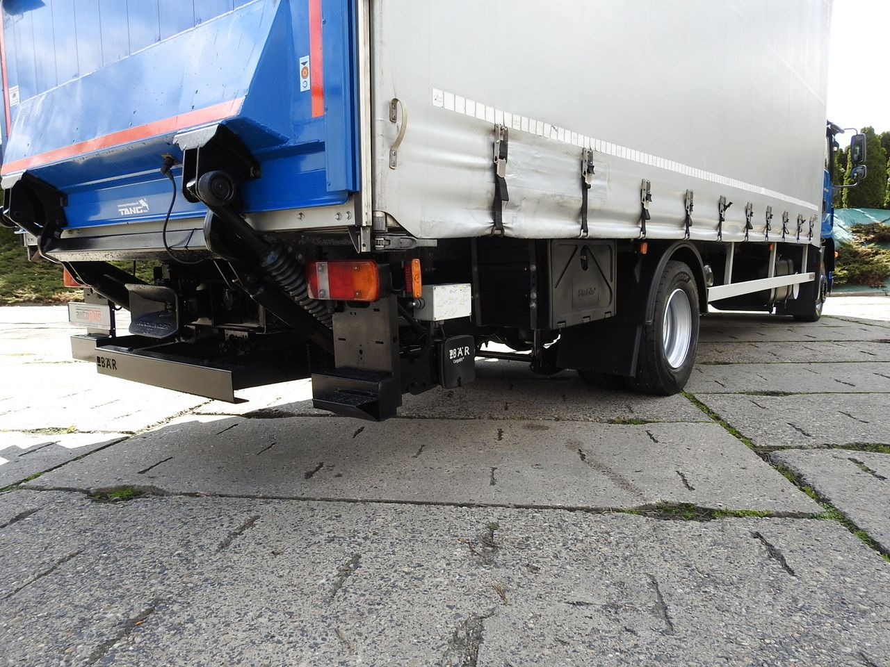 Leasing of MAN TGM 15.290 TARPAULIN LIFT 18 PALLETS CRUISE CONTROL TWIN WHEELS AIR CONDITIONING  290HP MAN TGM 15.290 TARPAULIN LIFT 18 PALLETS CRUISE CONTROL TWIN WHEELS AIR CONDITIONING  290HP: picture 36