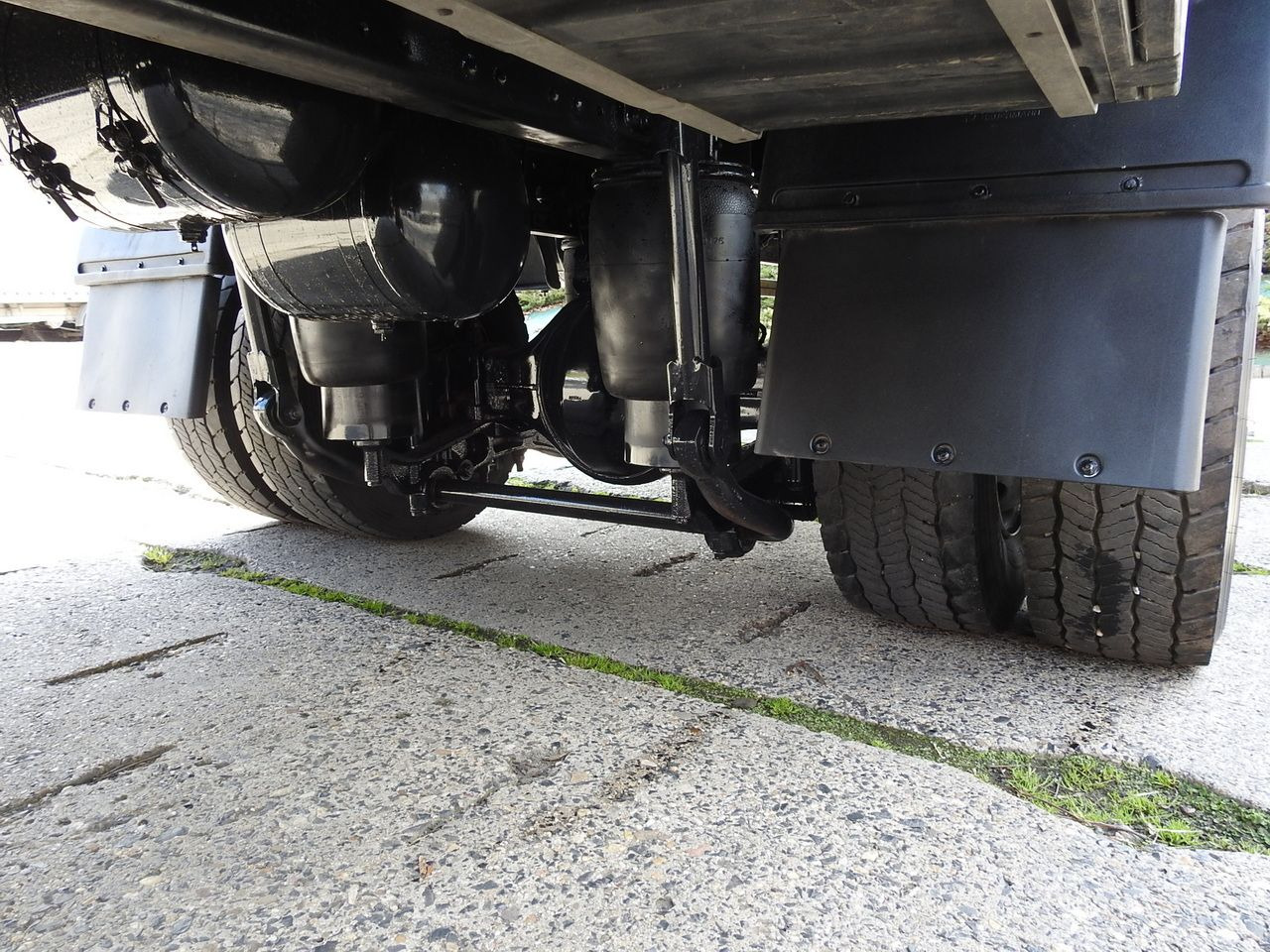 Leasing of MAN TGM 15.290 TARPAULIN LIFT 18 PALLETS CRUISE CONTROL TWIN WHEELS AIR CONDITIONING  290HP MAN TGM 15.290 TARPAULIN LIFT 18 PALLETS CRUISE CONTROL TWIN WHEELS AIR CONDITIONING  290HP: picture 33