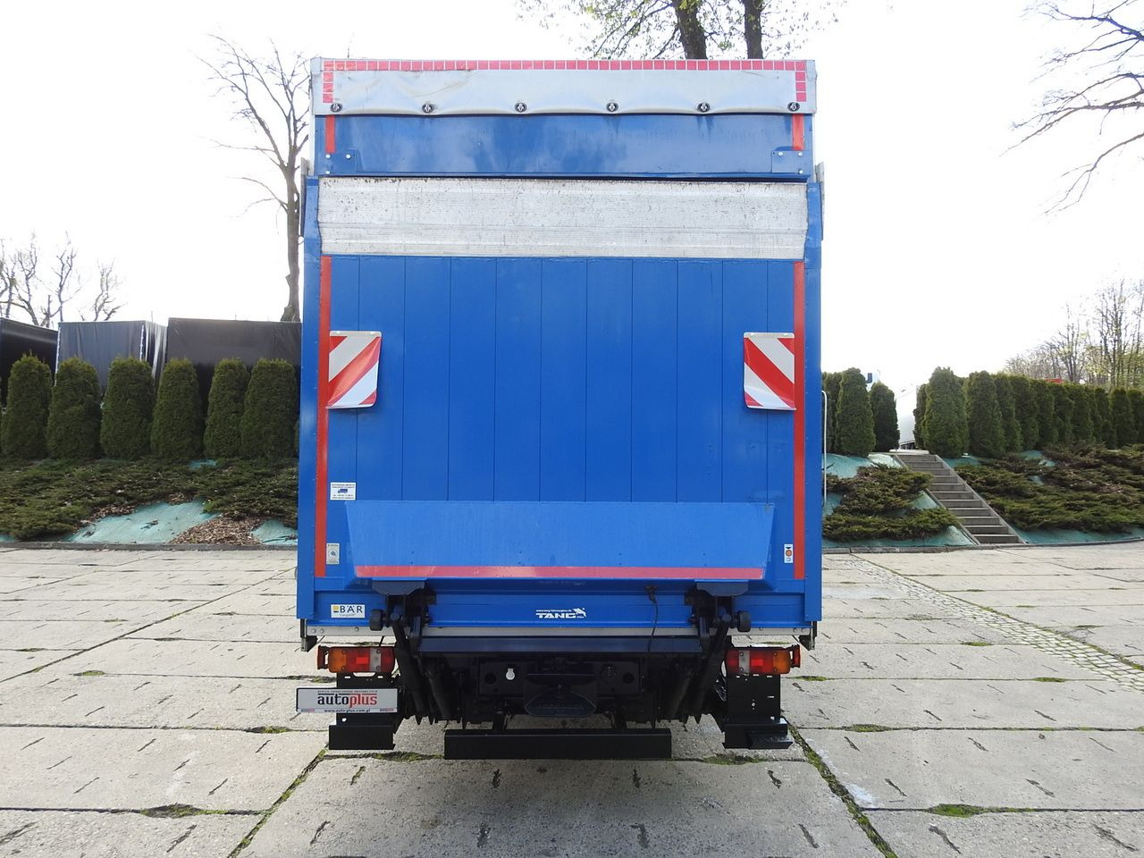 Leasing of MAN TGM 15.290 TARPAULIN LIFT 18 PALLETS CRUISE CONTROL TWIN WHEELS AIR CONDITIONING  290HP MAN TGM 15.290 TARPAULIN LIFT 18 PALLETS CRUISE CONTROL TWIN WHEELS AIR CONDITIONING  290HP: picture 11