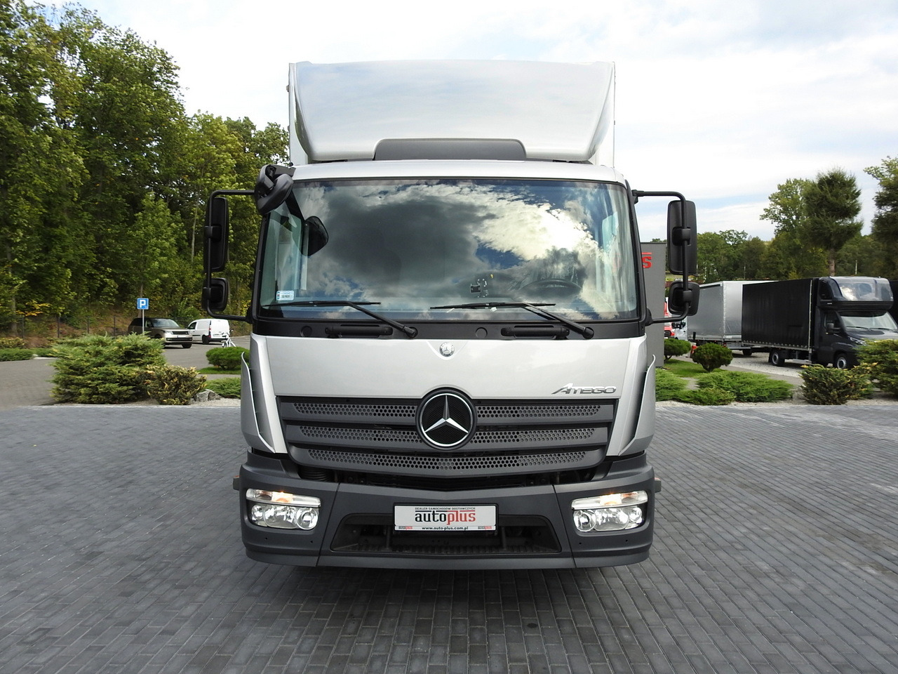 MERCEDES ATEGO 1221 TARPAULIN LIFT 16 PALLETS WEBASTO AIR CONDITIONING PNEUMATICS TWIN WHEELS 230HP - Curtain side van: picture 5 MERCEDES ATEGO 1221 TARPAULIN LIFT 16 PALLETS WEBASTO AIR CONDITIONING PNEUMATICS TWIN WHEELS 230HP - Curtain side van: picture 5