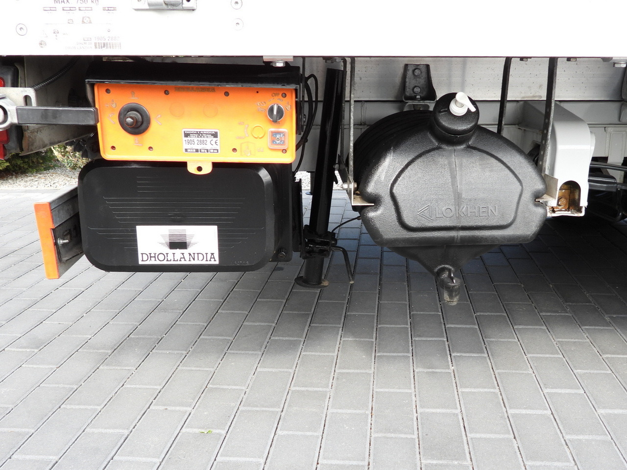 Leasing of MERCEDES SPRINTER 316 TARPAULIN LIFT 10 PALLETS WEBASTO CRUISE CONTROL PNEUMATICS AIR CONDITIONING  160HP MERCEDES SPRINTER 316 TARPAULIN LIFT 10 PALLETS WEBASTO CRUISE CONTROL PNEUMATICS AIR CONDITIONING  160HP: picture 25