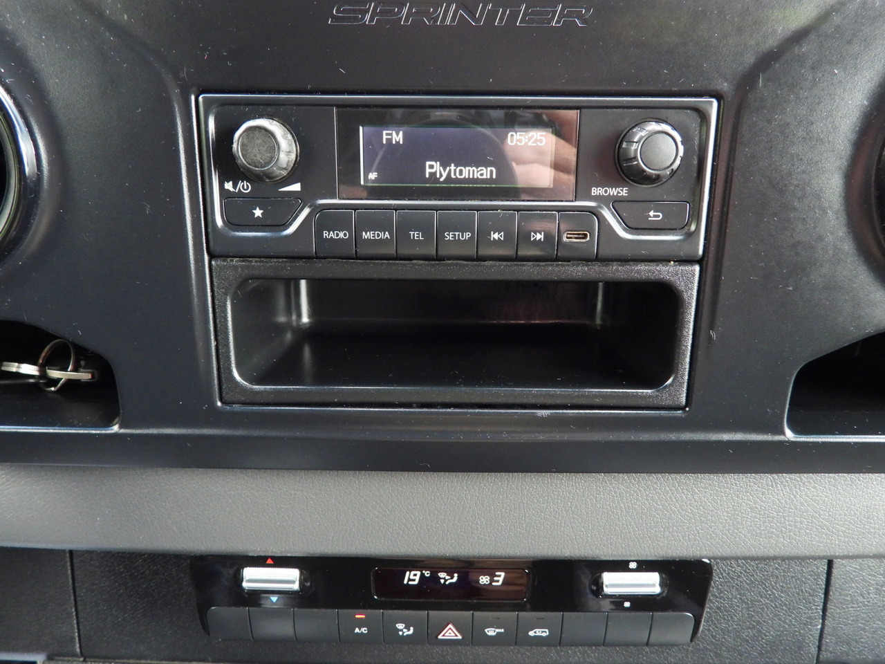 Curtain side van MERCEDES SPRINTER 316 TARPAULIN LIFT 10 PALLETS WEBASTO CRUISE CONTROL PNEUMATICS AIR CONDITIONING  160HP: picture 40