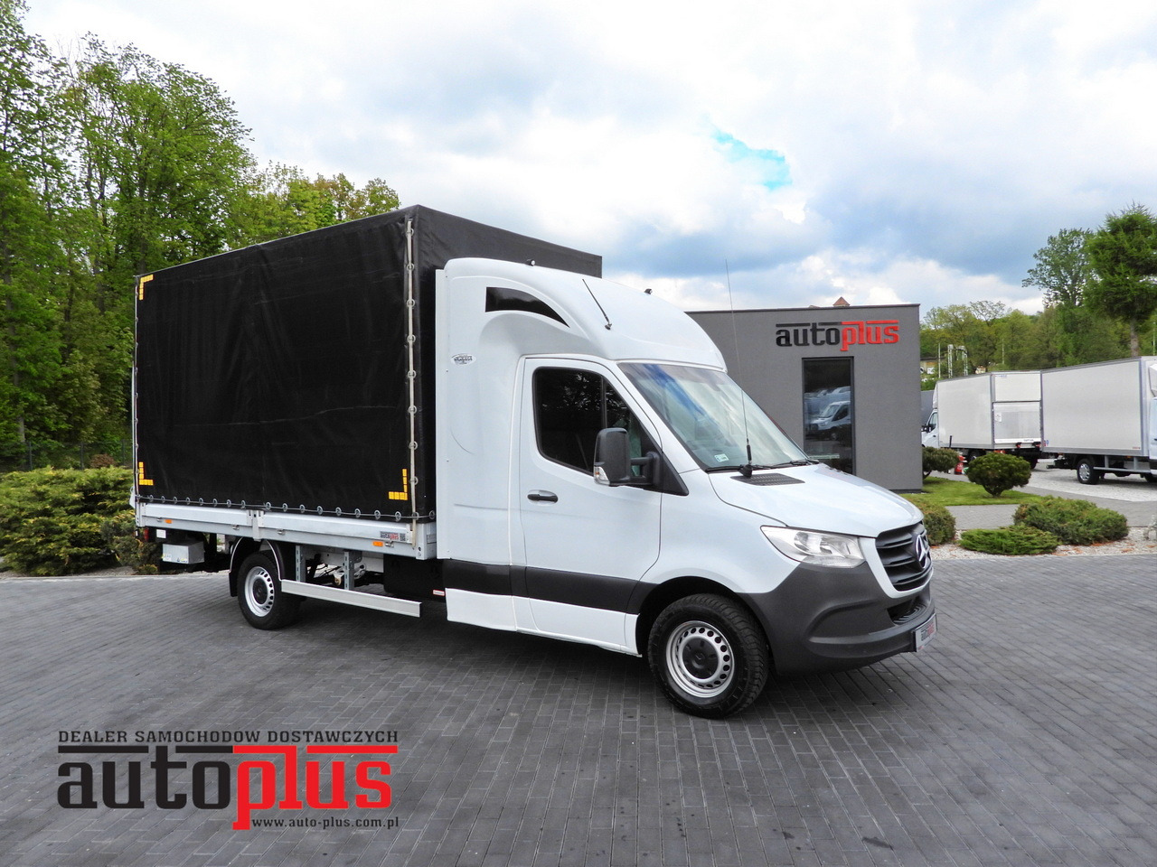 MERCEDES SPRINTER 316 TARPAULIN LIFT 8 PALLETS WEBASTO CRUISE CONTROL AIR CONDITIONING 160HP - Curtain side van: picture 1 MERCEDES SPRINTER 316 TARPAULIN LIFT 8 PALLETS WEBASTO CRUISE CONTROL AIR CONDITIONING 160HP - Curtain side van: picture 1