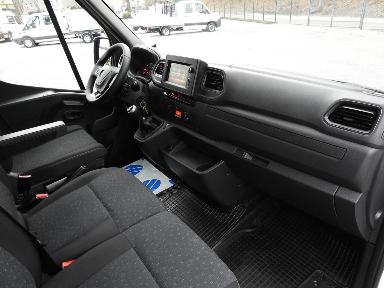 Refrigerated van OPEL MOVANO REFRIGERATOR VAN 0*C CRUISE CONTROL NAVIGATION AIR CONDITIONING LED LIGHTS 150HP: picture 41 Refrigerated van OPEL MOVANO REFRIGERATOR VAN 0*C CRUISE CONTROL NAVIGATION AIR CONDITIONING LED LIGHTS 150HP: picture 41