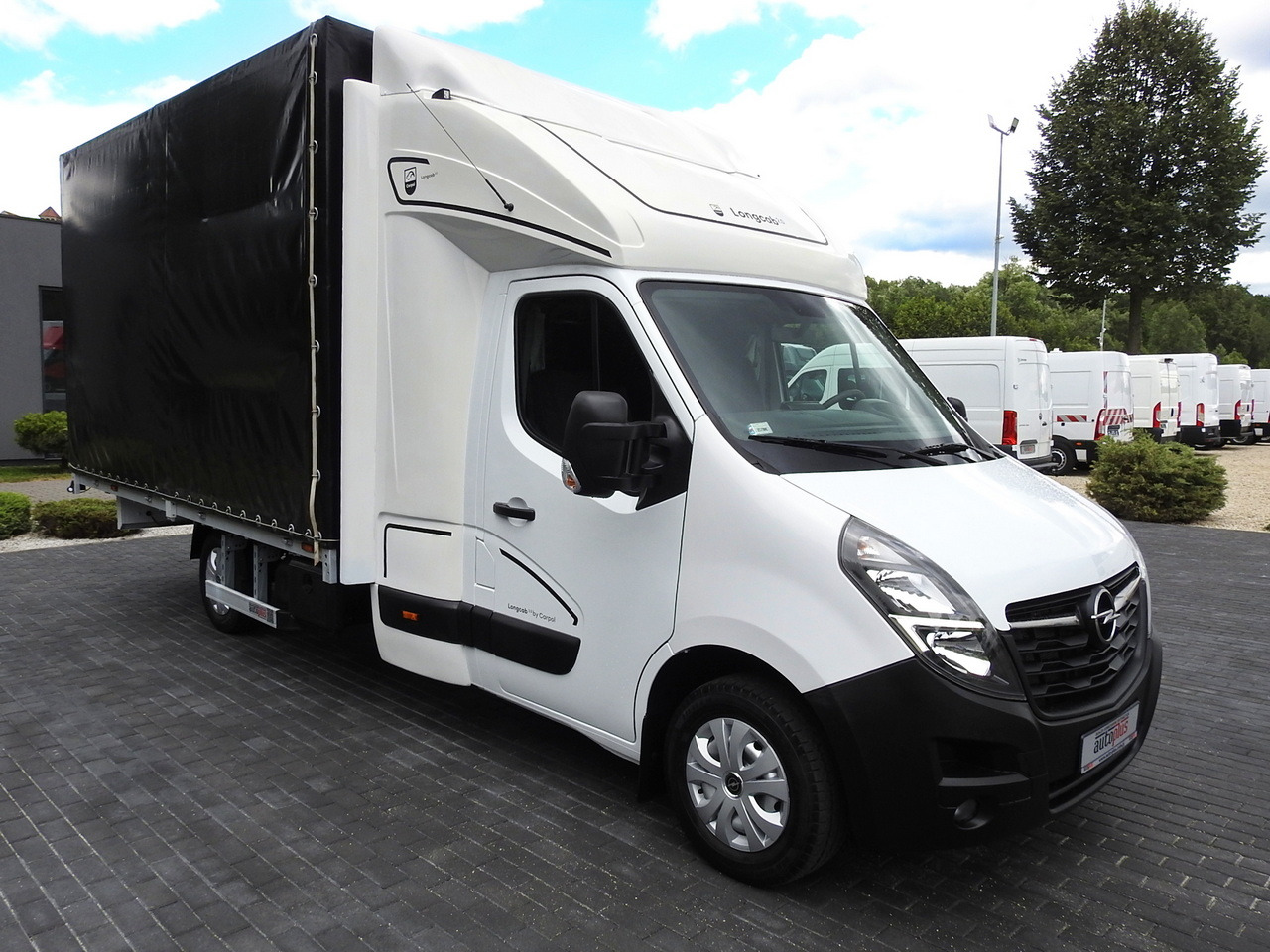 OPEL MOVANO TARPAULIN 10 PALLETS WEBASTO CRUISE CONTROL AIR CONDITIONING PNEUMATICS  165HP - Curtain side van: picture 4 OPEL MOVANO TARPAULIN 10 PALLETS WEBASTO CRUISE CONTROL AIR CONDITIONING PNEUMATICS  165HP - Curtain side van: picture 4