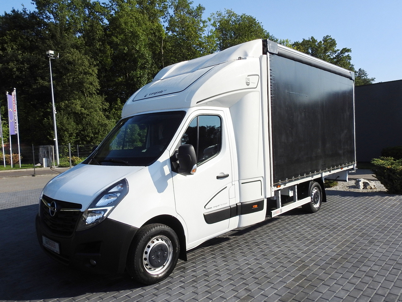 Curtain side van OPEL MOVANO TARPAULIN 8 PALLETS WEBASTO CRUISE CONTROL AIR CONDITIONING LED LIGHTS PNEUMATICS 165HP: picture 6 Curtain side van OPEL MOVANO TARPAULIN 8 PALLETS WEBASTO CRUISE CONTROL AIR CONDITIONING LED LIGHTS PNEUMATICS 165HP: picture 6