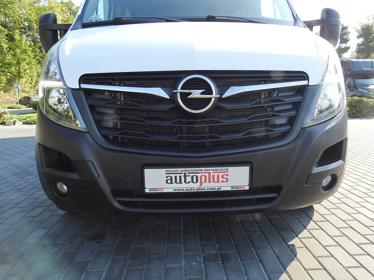 Curtain side van OPEL MOVANO TARPAULIN 8 PALLETS WEBASTO CRUISE CONTROL AIR CONDITIONING LED LIGHTS PNEUMATICS 165HP: picture 14 Curtain side van OPEL MOVANO TARPAULIN 8 PALLETS WEBASTO CRUISE CONTROL AIR CONDITIONING LED LIGHTS PNEUMATICS 165HP: picture 14