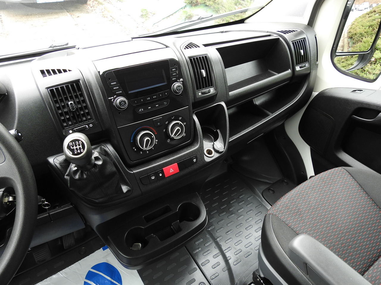 Refrigerated van PEUGEOT BOXER REFRIGERATOR VAN -5*C TWO COMPARTMENTS CRUISE CONTROL AIR CONDITIONING  120HP: picture 36
