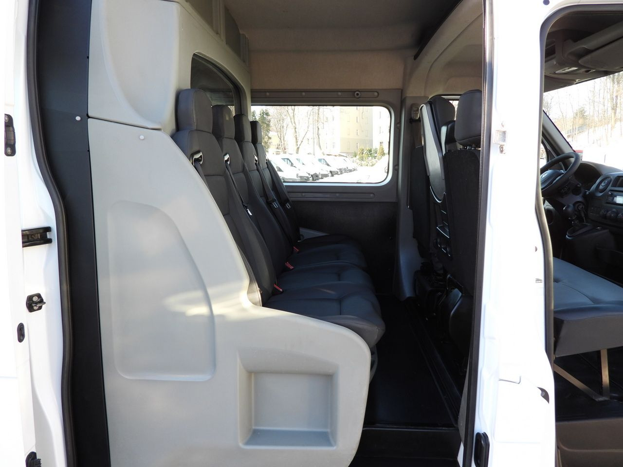 Small van RENAULT MASTER BOX DELIVERY VAN 7 SEATS CRUISE CONTROL AIR CONDITIONING 110HP: picture 33 Small van RENAULT MASTER BOX DELIVERY VAN 7 SEATS CRUISE CONTROL AIR CONDITIONING 110HP: picture 33
