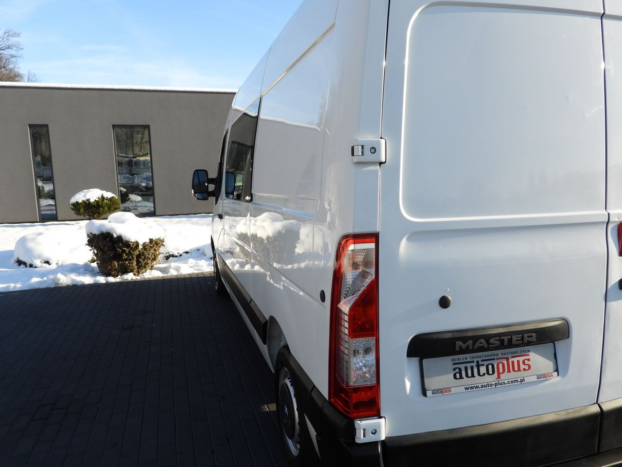 Small van RENAULT MASTER BOX DELIVERY VAN 7 SEATS CRUISE CONTROL AIR CONDITIONING 110HP: picture 16 Small van RENAULT MASTER BOX DELIVERY VAN 7 SEATS CRUISE CONTROL AIR CONDITIONING 110HP: picture 16