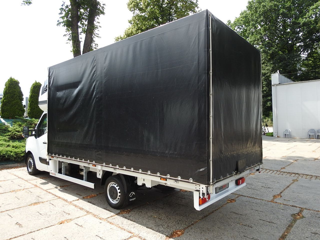 Curtain side van RENAULT MASTER: picture 9