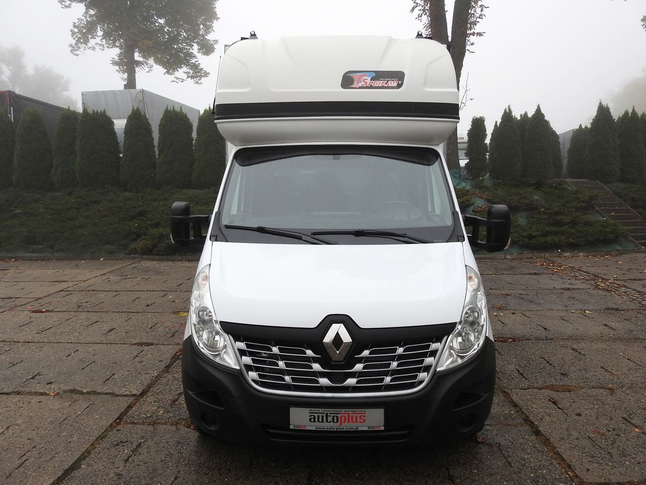 RENAULT MASTER - Curtain side van: picture 5 RENAULT MASTER - Curtain side van: picture 5