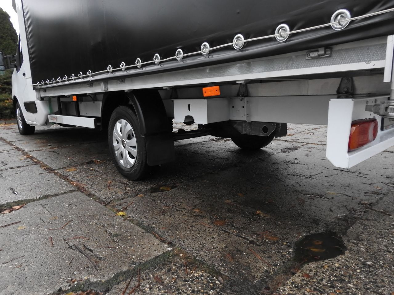 Curtain side van RENAULT MASTER: picture 16 Curtain side van RENAULT MASTER: picture 16