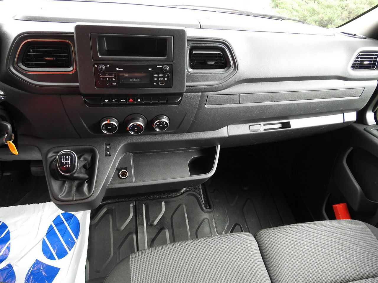 Curtain side van RENAULT MASTER: picture 29