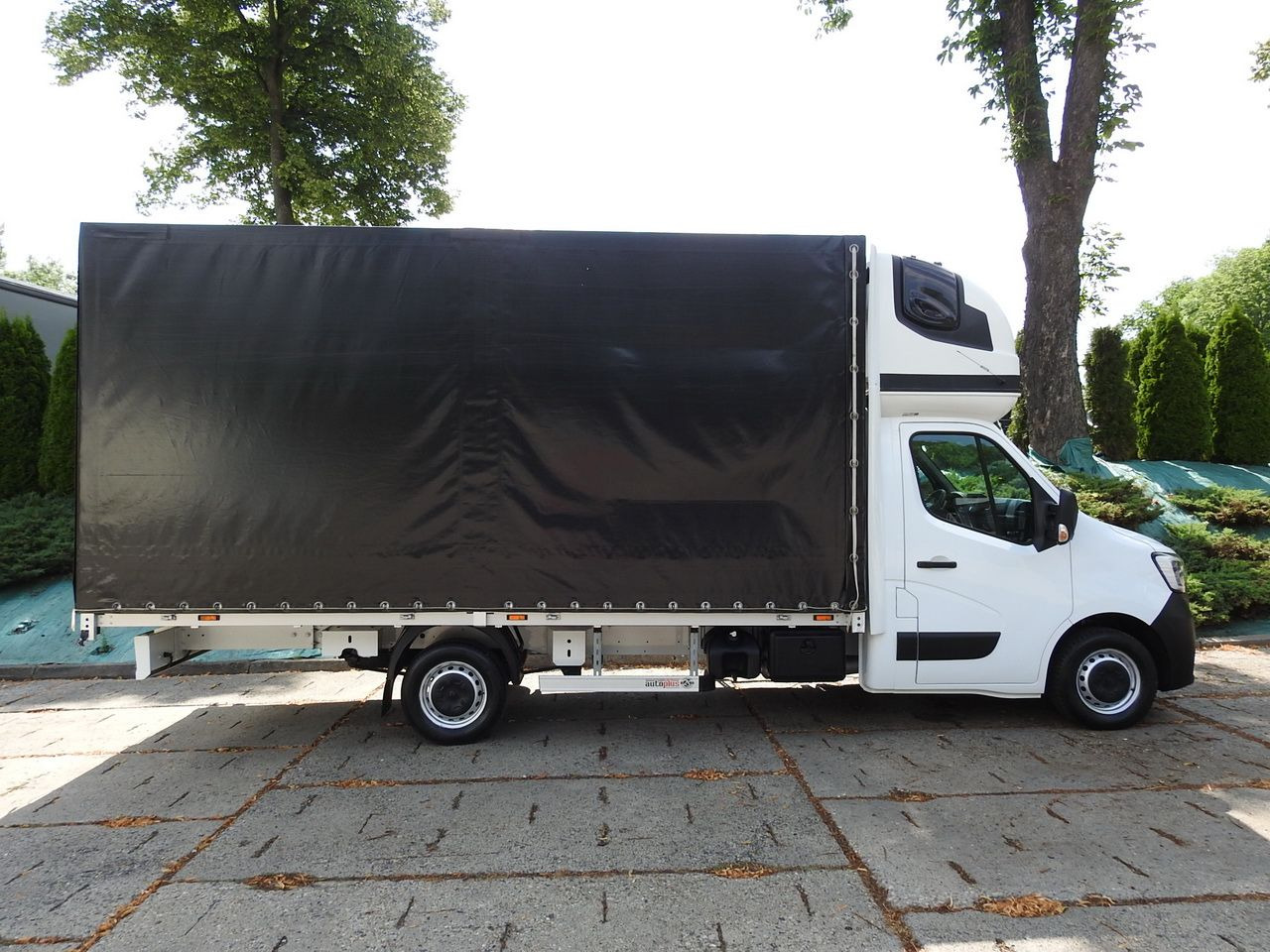 Curtain side van RENAULT MASTER: picture 7