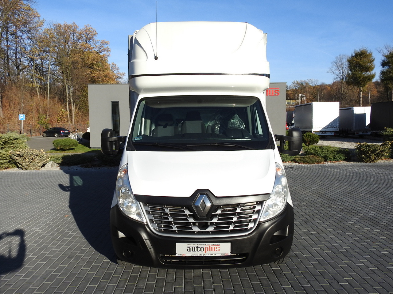 RENAULT MASTER TARPAULIN 10 PALLETS CRUISE CONTROL AIR CONDITIONING PNEUMATICS 170HP - Curtain side van: picture 5 RENAULT MASTER TARPAULIN 10 PALLETS CRUISE CONTROL AIR CONDITIONING PNEUMATICS 170HP - Curtain side van: picture 5