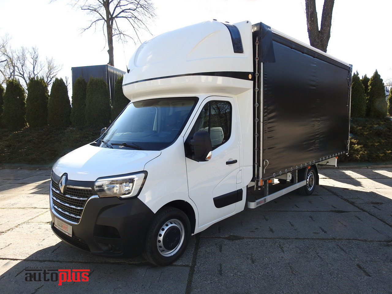 RENAULT MASTER TARPAULIN 10 PALLETS WEBASTO CRUISE CONTROL AIR CONDITIONING LED LIGHTS  165HP - Curtain side van: picture 1 RENAULT MASTER TARPAULIN 10 PALLETS WEBASTO CRUISE CONTROL AIR CONDITIONING LED LIGHTS  165HP - Curtain side van: picture 1