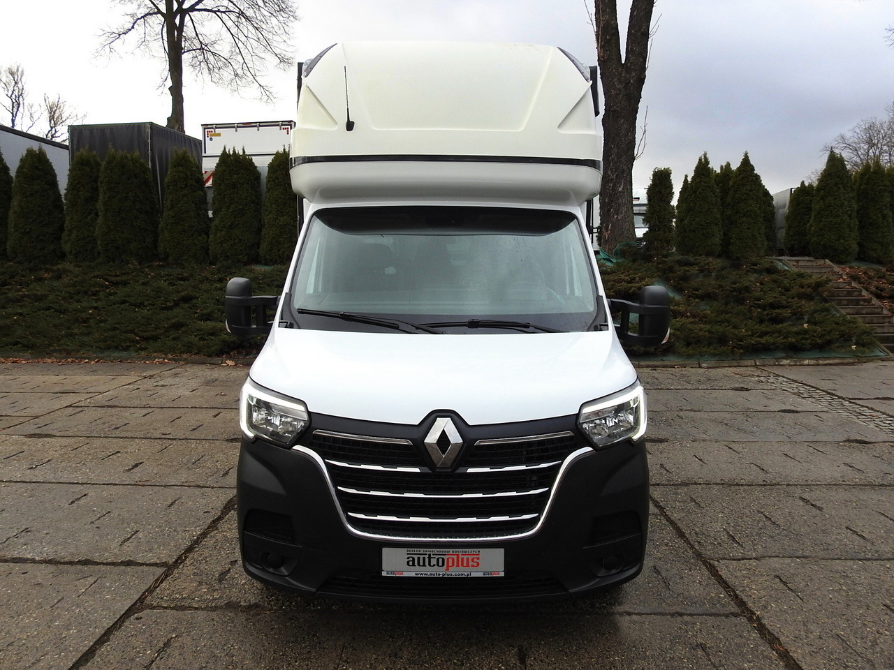 RENAULT MASTER TARPAULIN 10 PALLETS WEBASTO CRUISE CONTROL AIR CONDITIONING LED LIGHTS PNEUMATICS  165HP - Curtain side van: picture 5 RENAULT MASTER TARPAULIN 10 PALLETS WEBASTO CRUISE CONTROL AIR CONDITIONING LED LIGHTS PNEUMATICS  165HP - Curtain side van: picture 5