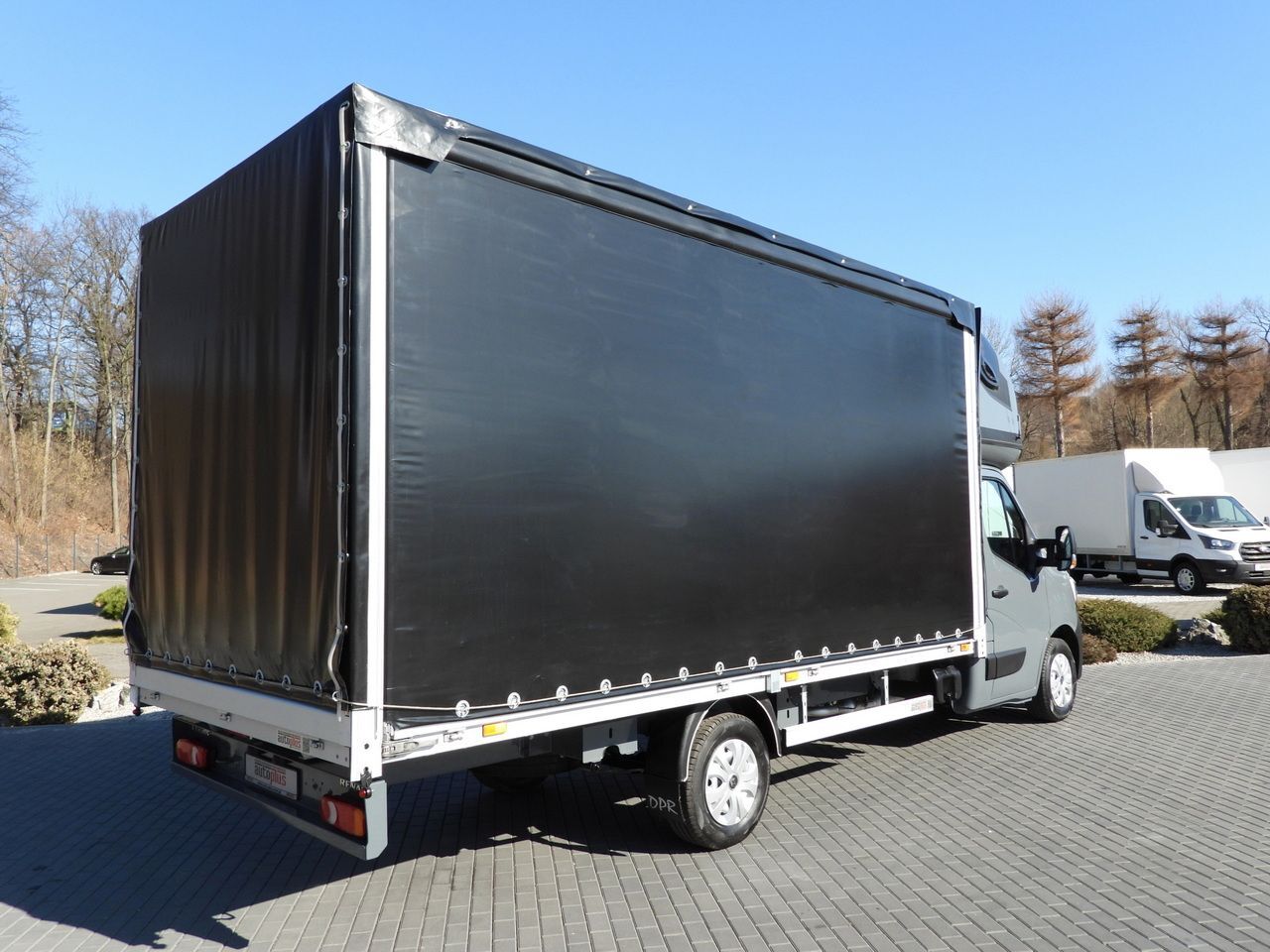 RENAULT MASTER TARPAULIN 10 PALLETS WEBASTO CRUISE CONTROL LED LIGHTS PNEUMATICS AIR CONDITIONING 165HP - Curtain side van: picture 3 RENAULT MASTER TARPAULIN 10 PALLETS WEBASTO CRUISE CONTROL LED LIGHTS PNEUMATICS AIR CONDITIONING 165HP - Curtain side van: picture 3