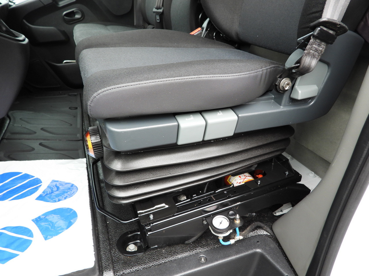 Curtain side van RENAULT MASTER  TARPAULIN 10 PALLETS WEBASTO CRUISE CONTROL LED LIGHTS PNEUMATICS AIR CONDITIONING  165HP: picture 30