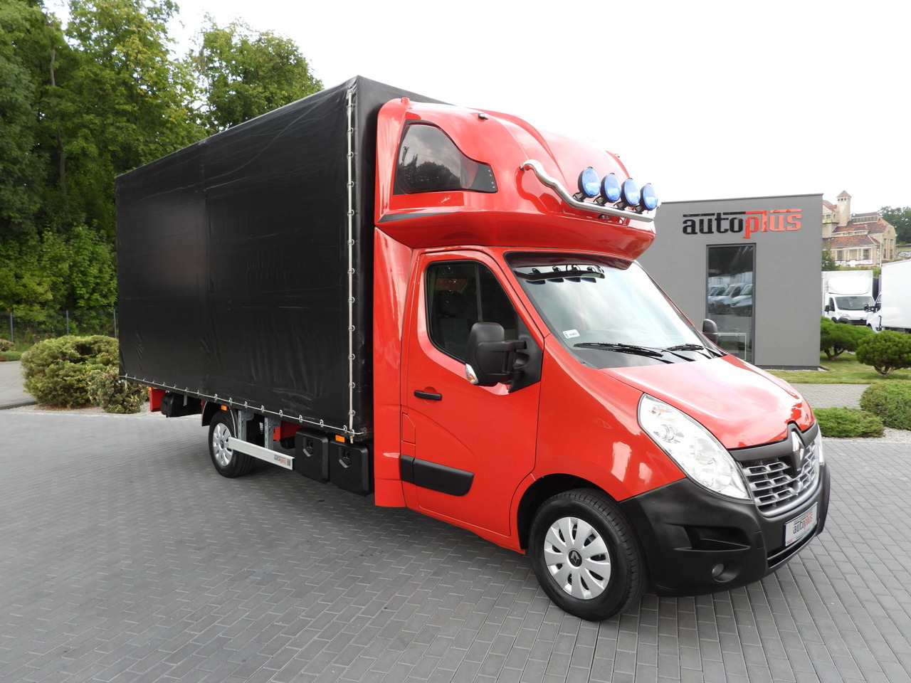 RENAULT MASTER TARPAULIN 10 PALLETS WEBASTO CRUISE CONTROL PNEUMATICS AIR CONDITIONING 170HP - Curtain side van: picture 4 RENAULT MASTER TARPAULIN 10 PALLETS WEBASTO CRUISE CONTROL PNEUMATICS AIR CONDITIONING 170HP - Curtain side van: picture 4