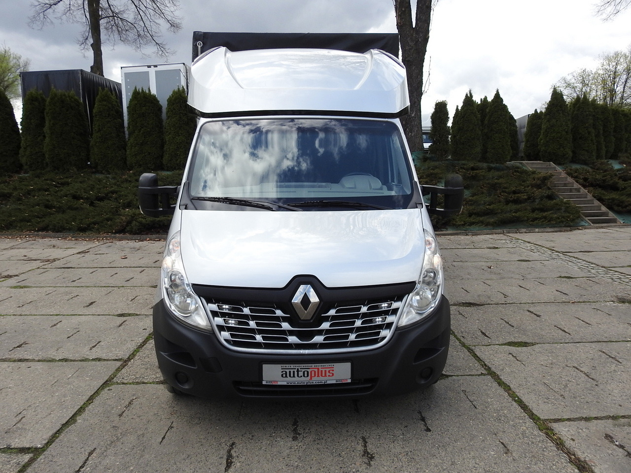RENAULT MASTER TARPAULIN 8 PALLETS WEBASTO CRUISE CONTROL NAVIGATION AIR CONDITIONING PNEUMATICS 170HP - Curtain side van: picture 5 RENAULT MASTER TARPAULIN 8 PALLETS WEBASTO CRUISE CONTROL NAVIGATION AIR CONDITIONING PNEUMATICS 170HP - Curtain side van: picture 5