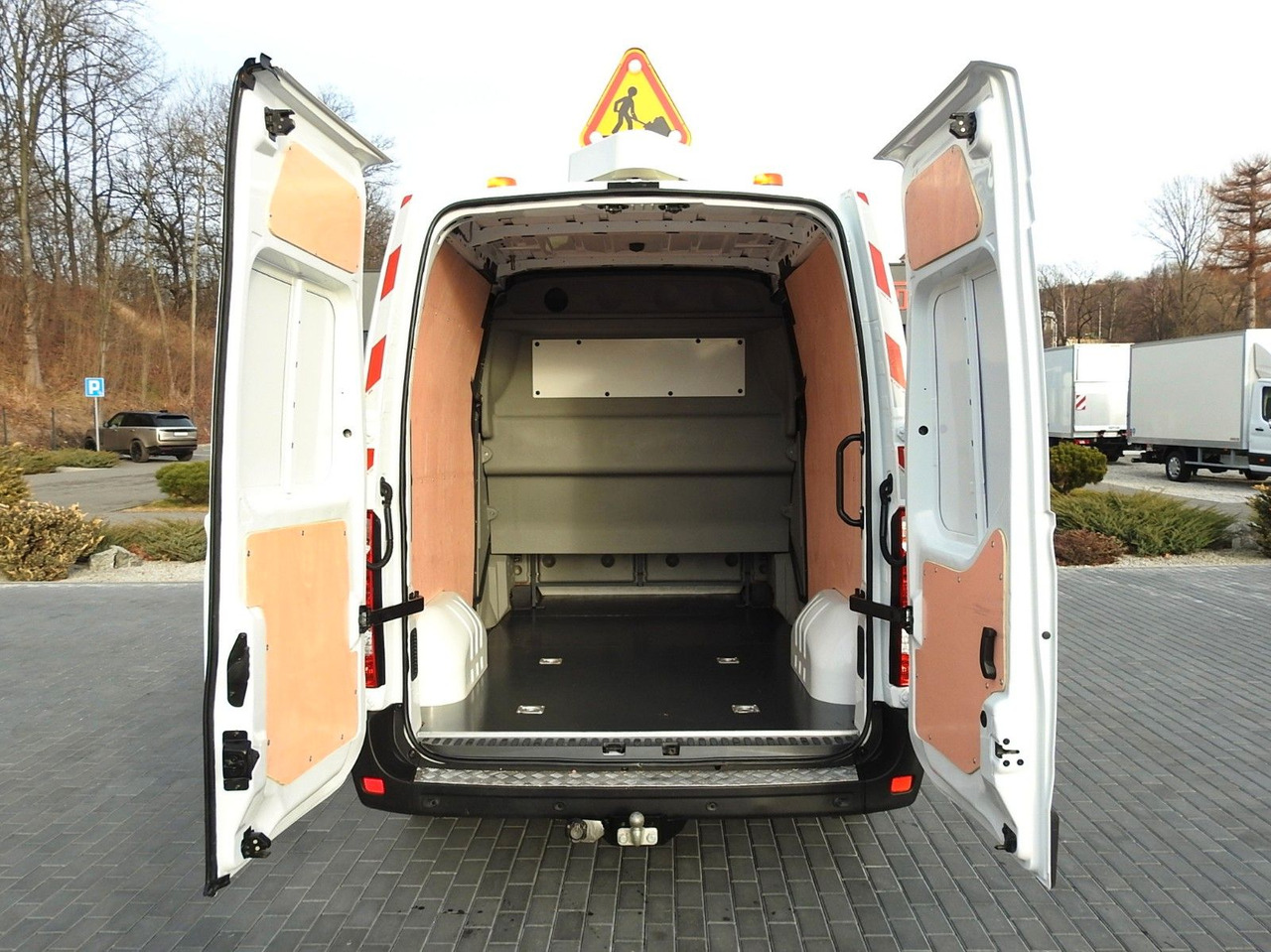 Leasing of  Renault MASTER KASTENWAGEN DOPPELKABINE 7 SITZE TEMPOMAT Renault MASTER KASTENWAGEN DOPPELKABINE 7 SITZE TEMPOMAT: picture 12