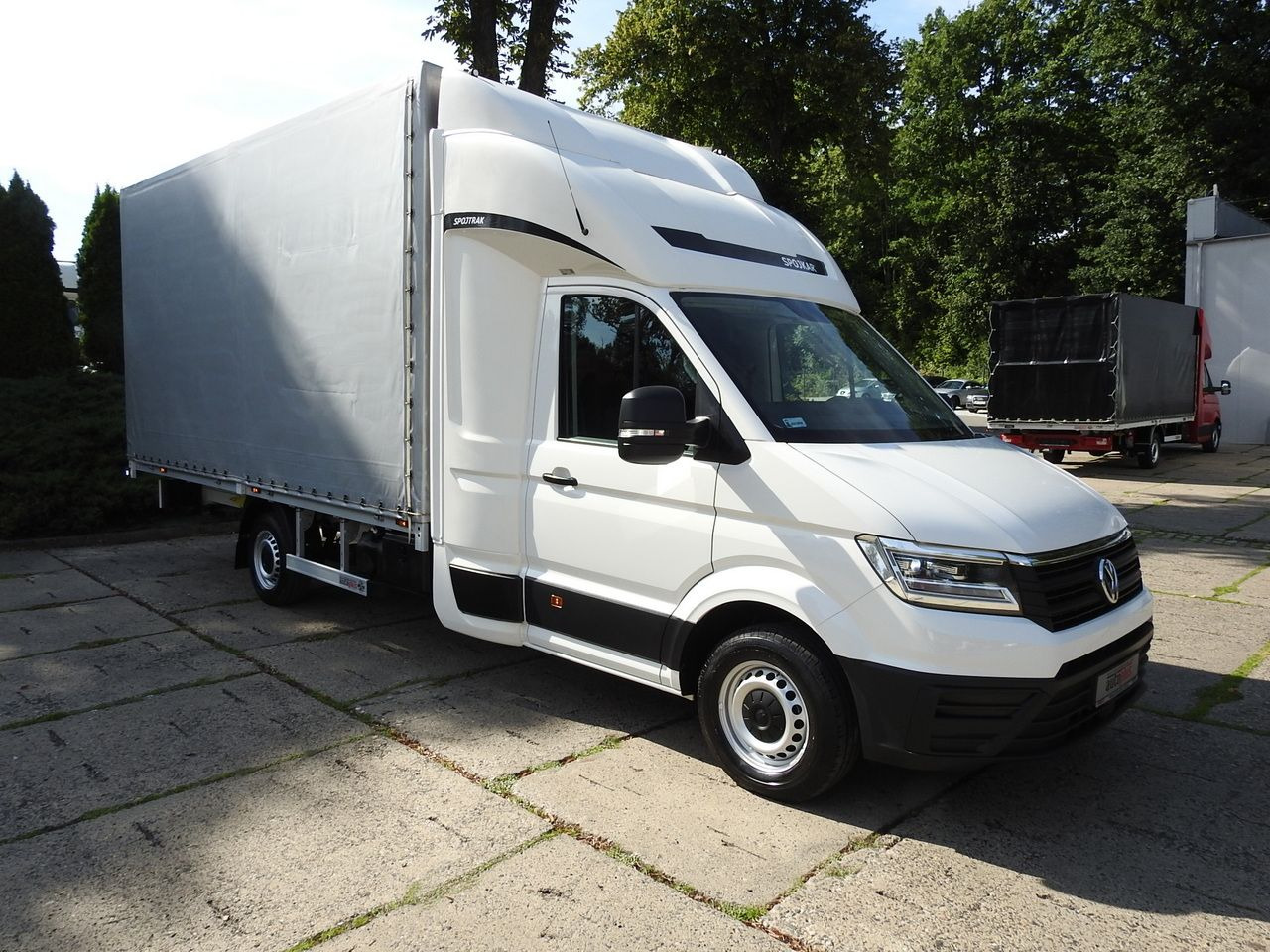VOLKSWAGEN CRAFTER - Curtain side van: picture 4 VOLKSWAGEN CRAFTER - Curtain side van: picture 4