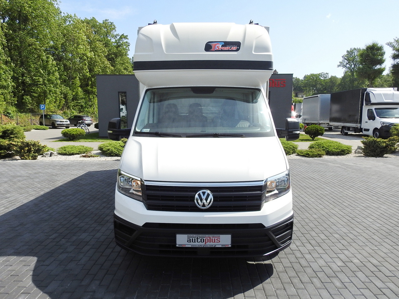 VOLKSWAGEN CRAFTER TARPAULIN LIFT 8 PALLETS WEBASTO CRUISE CONTROL 180HP - Curtain side van: picture 5 VOLKSWAGEN CRAFTER TARPAULIN LIFT 8 PALLETS WEBASTO CRUISE CONTROL 180HP - Curtain side van: picture 5