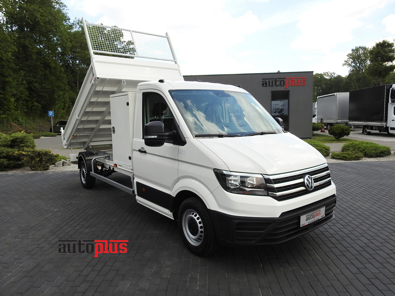 VOLKSWAGEN CRAFTER TIPPER CRUISE CONTROL  100HP - Tipper van: picture 1 VOLKSWAGEN CRAFTER TIPPER CRUISE CONTROL  100HP - Tipper van: picture 1