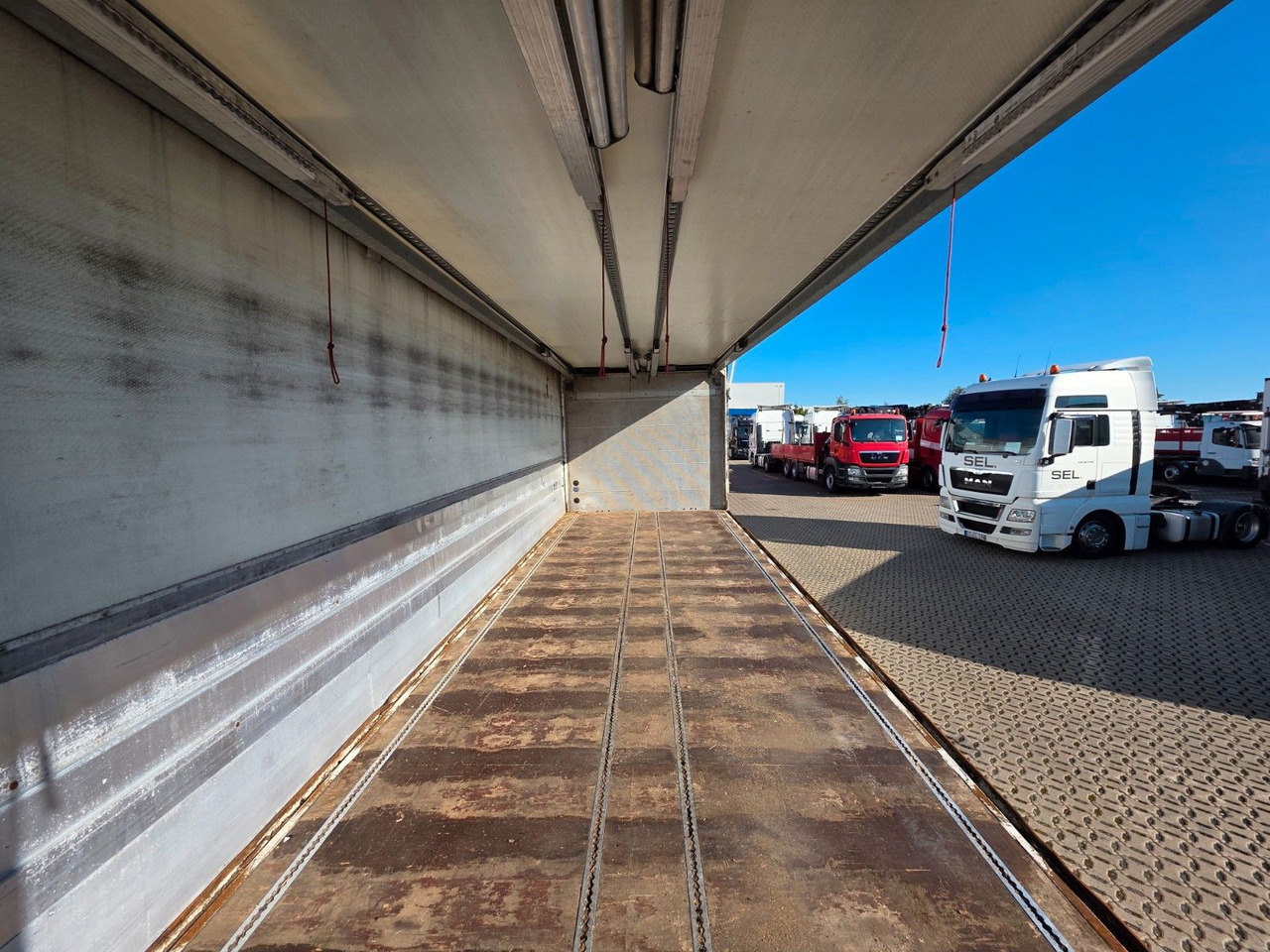 Beverage truck Iveco Stralis 420 / Ldbw / Lenkachse / Liftachse: picture 13